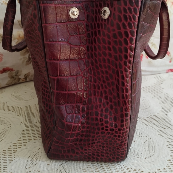 LongChamp Dark Red Croc Embossed leather Bag - Picture 13 of 17